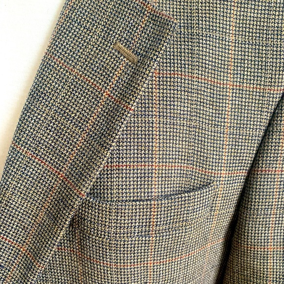 Jos. A. Bank Wool Blazer - Picture 2 of 6